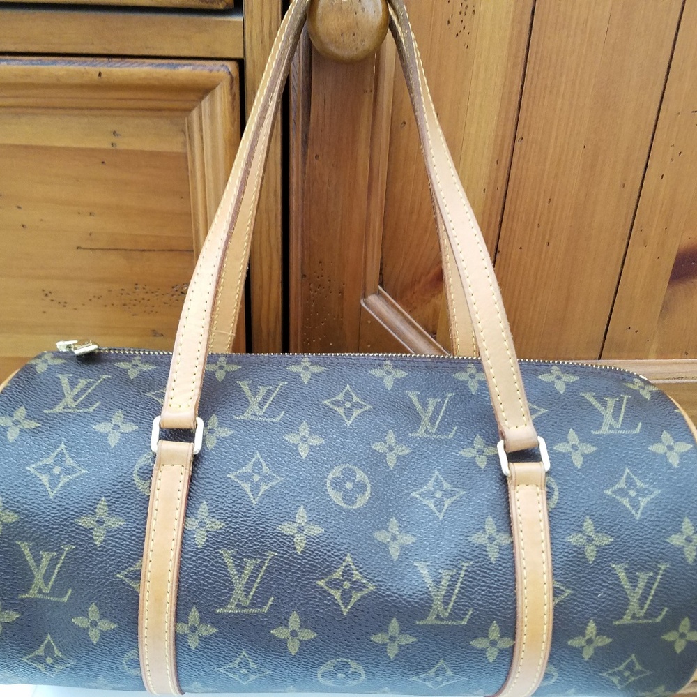 Louis Vuitton authinic 100%
